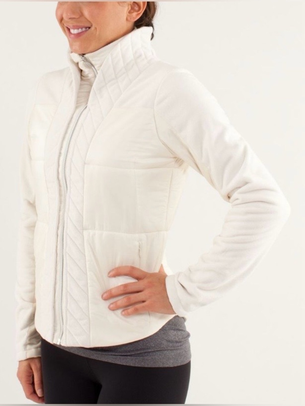 Lululemon St Moritz Jacket, size 8
Polar Cream, very good condition